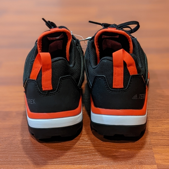 Adidas Terrex Agravic TR x Gore Tex 'Black Red' (size mens 9/wmns 10) - Picture 6 of 7